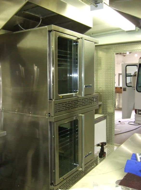 mobile food service, mobile food service emergency, disaster relief food service, mobile kitchen, portable food storage units, portable, emergency base camp, temporary base camps, Food Storage, Portable Food Storage.